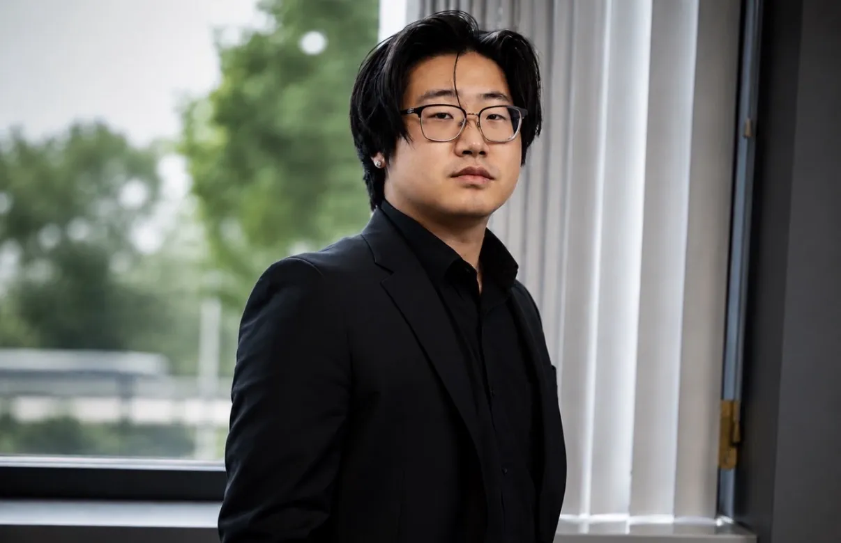 Ha-jong - CEO